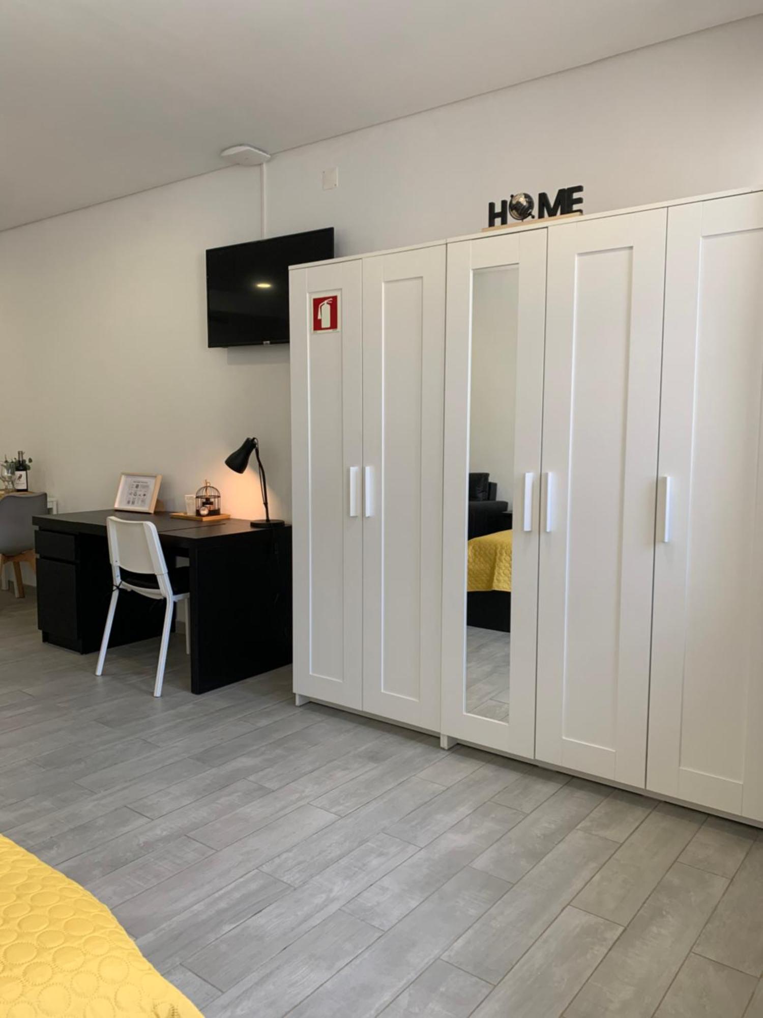 Almada Downtown 402 Apartment Porto Luaran gambar